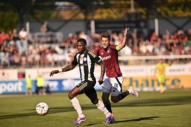 Sparta potvrdila formu v Budějovicích, oslabené Dynamo porazila 2:0